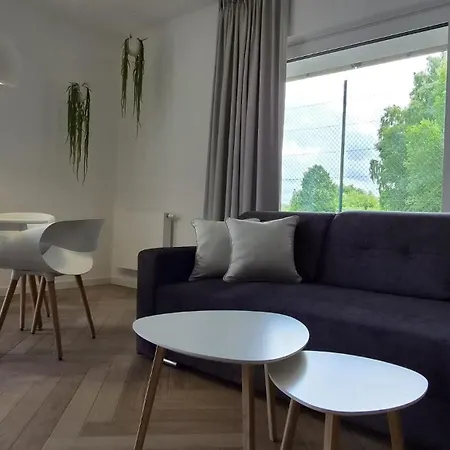 5 Zmysłów Z Tarasem I Ogrodem Apartamento