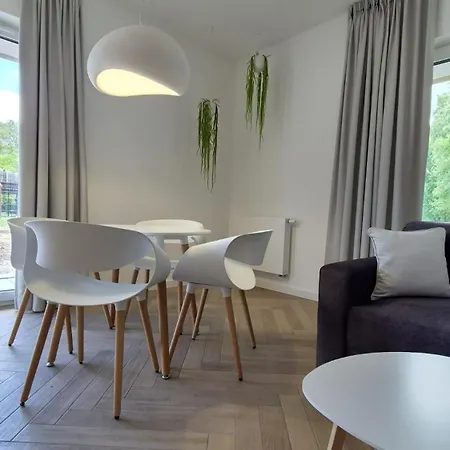 Apartamento 5 Zmysłów Z Tarasem I Ogrodem *