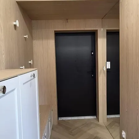 5 Zmyslow Z Tarasem I Ogrodem Apartmán *